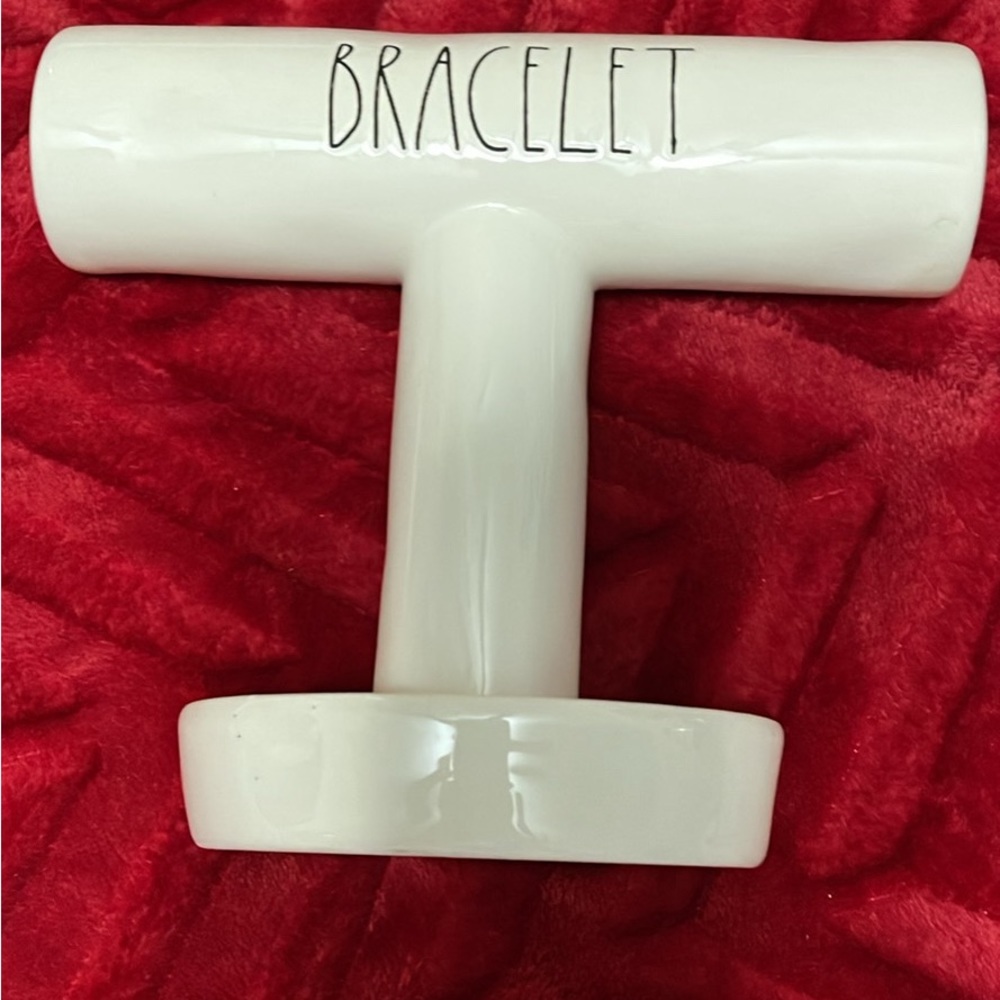 Rae Dunn bracelet stand